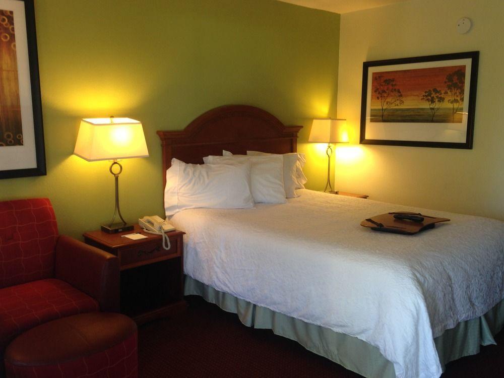 Baymont By Wyndham Orangeburg North Hotell Rom bilde