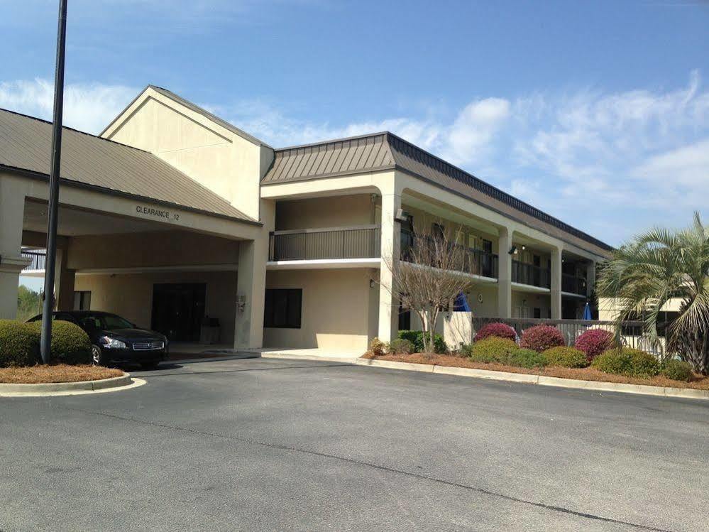 Baymont By Wyndham Orangeburg North Hotell Eksteriør bilde